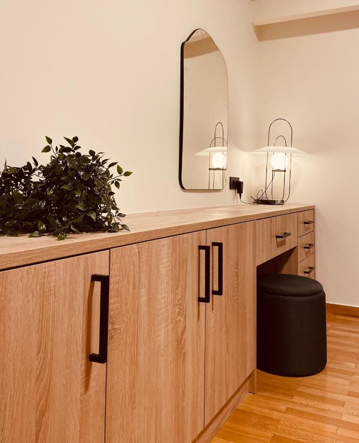 2 Bedroom Apt - Live Like A Local In Kolonaki Αθήνα Εξωτερικό φωτογραφία